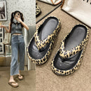 Chinelo Nuvem Oncinha