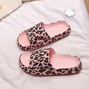 Chinelo Nuvem Oncinha