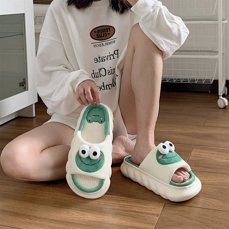 Chinelo Cartoon Frog