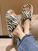Chinelo Nuvem Zebra