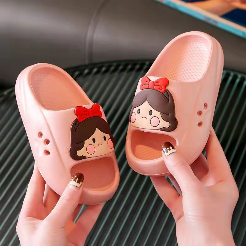 Chinelo Nuvem Infantil Bathroom