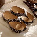 chinelo Nuvem Oncinha