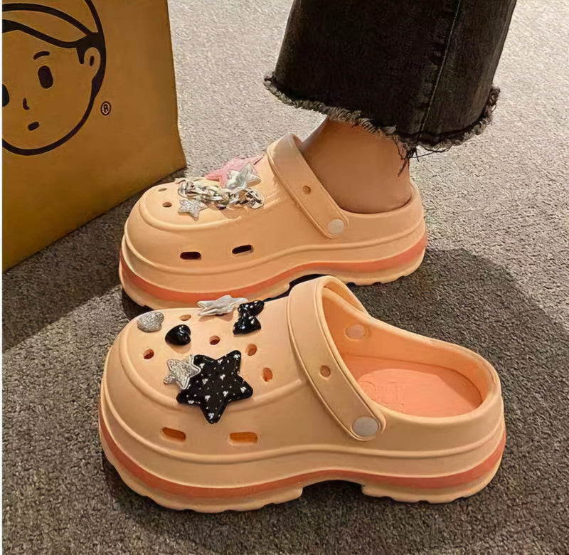 PROMOÇÃO DA SEMANA - Sandália Clogs Confort