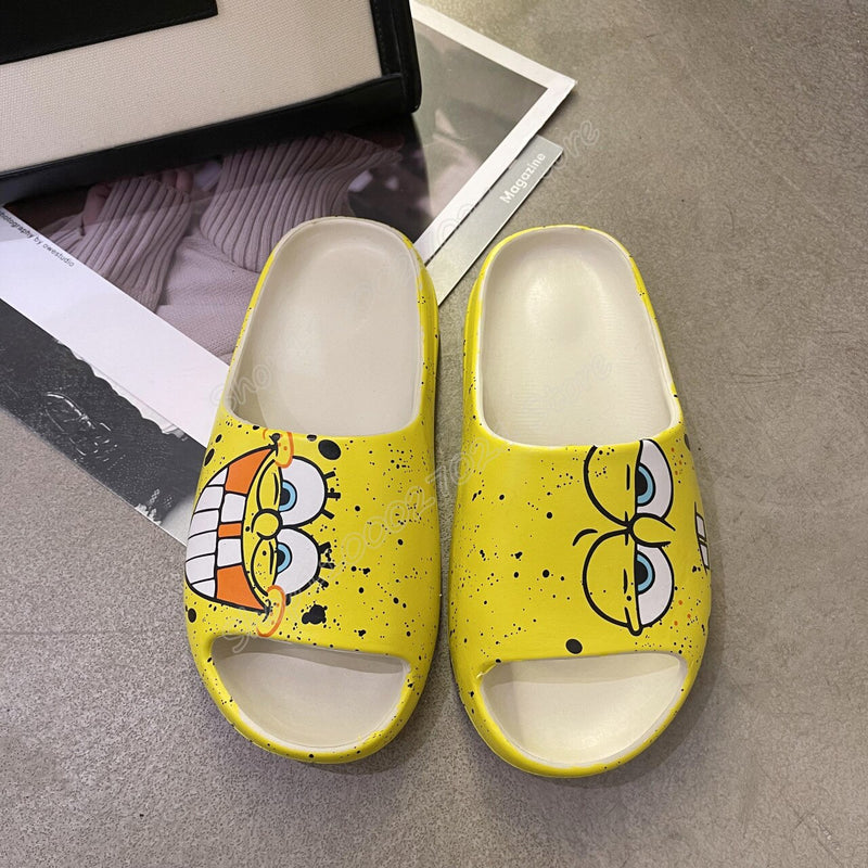 Chinelo Nuvem Bob Sponja