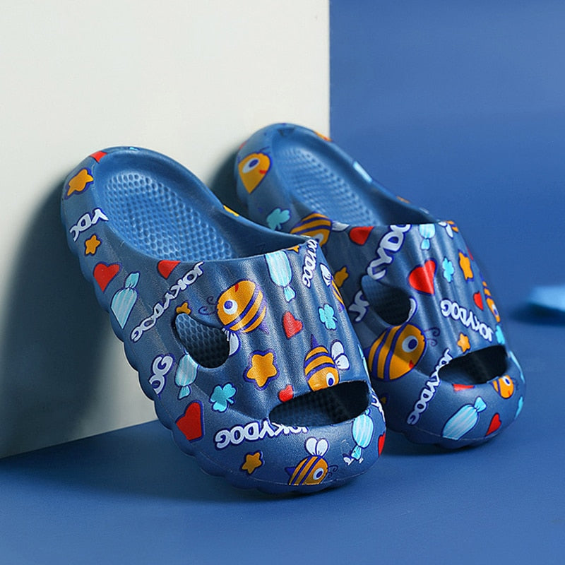 Chinelo Nuvem Infantil Cartoon Bee